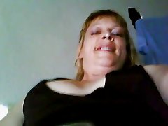 MILF playing with her pussy