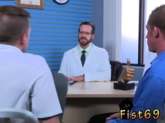 Military gay fisting and men porno Brian Bonds goes to Dr. S