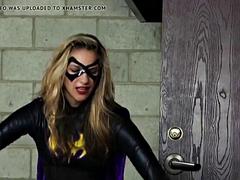 HK Luna vs Brunette Violet Catfight